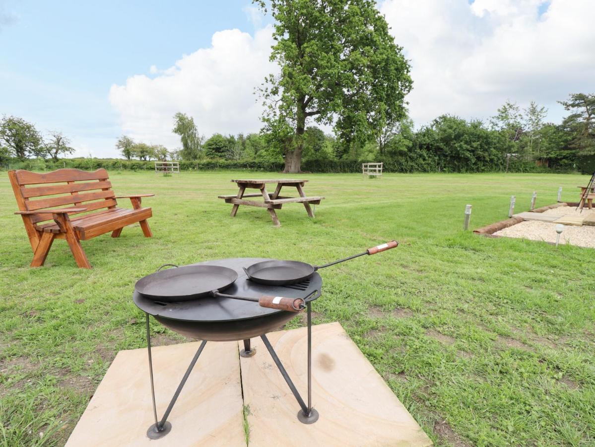וודהול ספא Honeybee Lodge מראה חיצוני תמונה