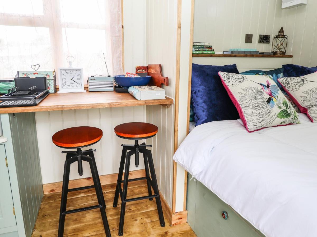 וודהול ספא Honeybee Lodge מראה חיצוני תמונה